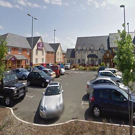 Premier Inn Premier Inn Rhuddlan Экстерьер фото