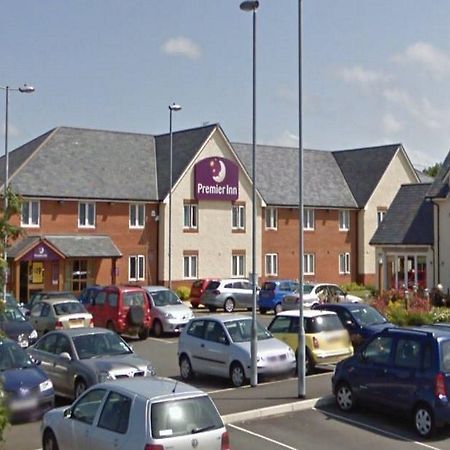Premier Inn Premier Inn Rhuddlan Экстерьер фото